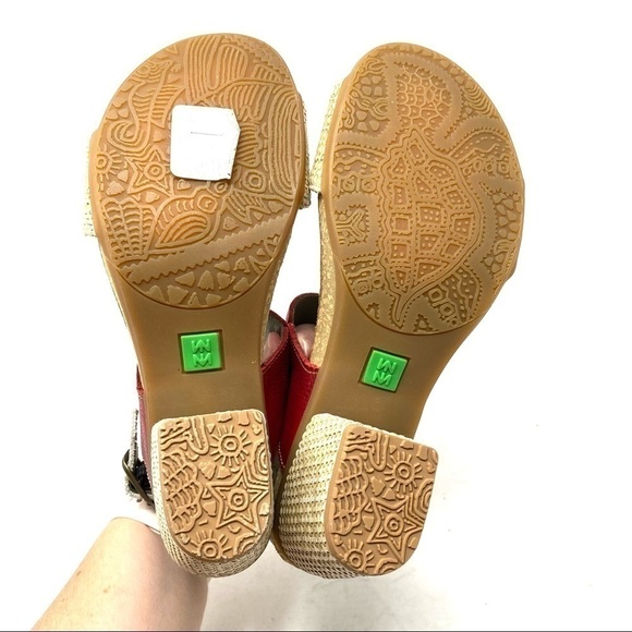 El Naturalista Women's 5033T (Red) Mola Rafia Tibet heel sandals - Picture 7 of 11